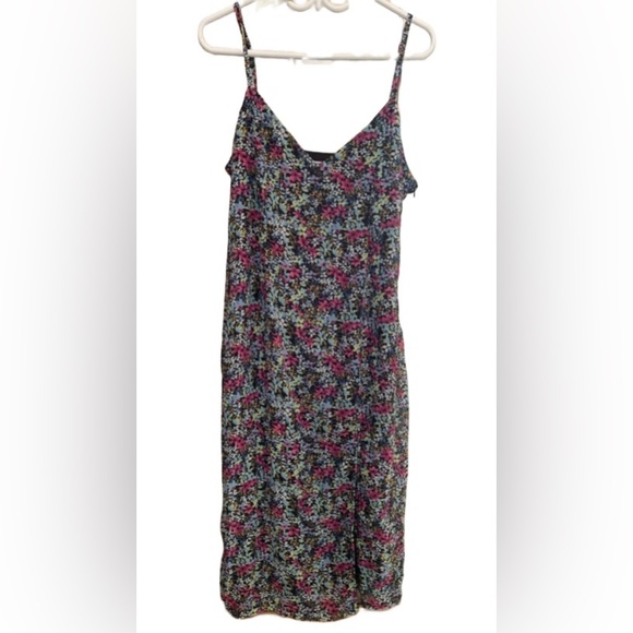 IN THE STYLE FLORAL DRESS 17” PTP - Picture 1 of 4